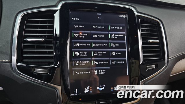 Volvo XC90 2017 — photo 16