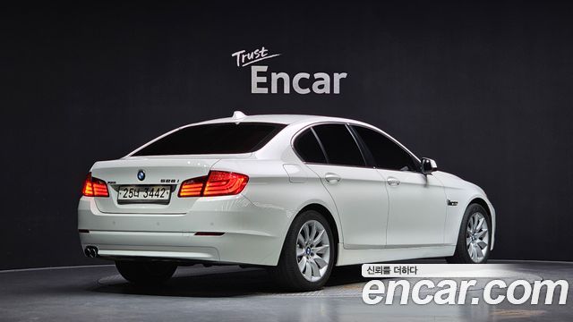 BMW 5-Series 2013 — photo 2