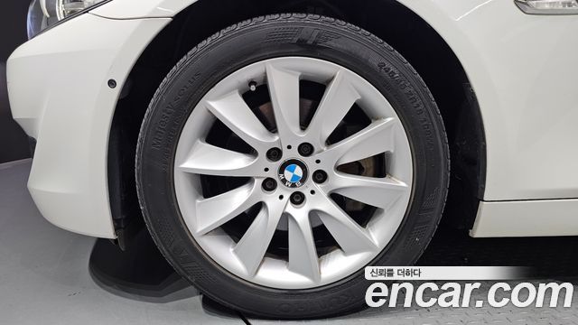 BMW 5-Series 2013 — photo 5