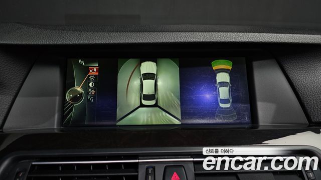 BMW 5-Series 2013 — photo 17