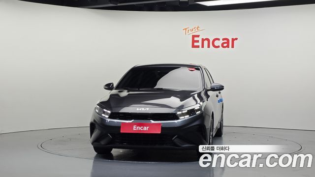 Kia K3 2023 — photo 3