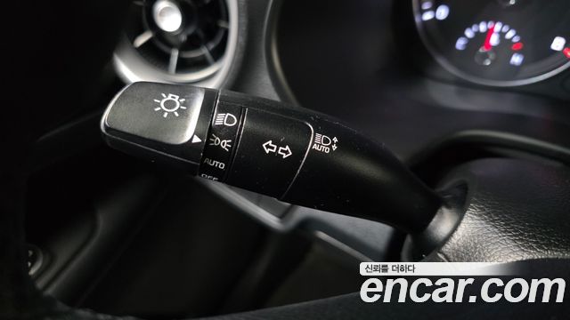 Kia K3 2023 — photo 27