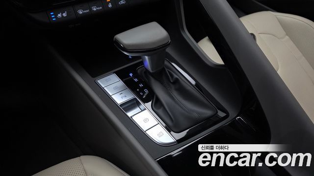 Hyundai AVANTE 2024 — photo 12