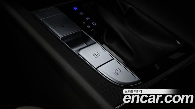 Hyundai AVANTE 2024 — photo 24