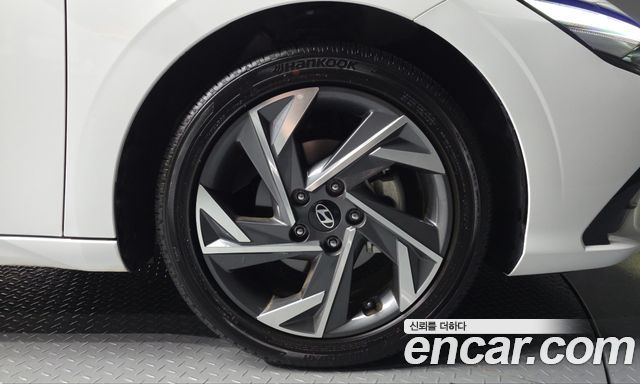 Hyundai AVANTE 2024 — photo 7