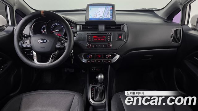 Kia pride 2014 — photo 10