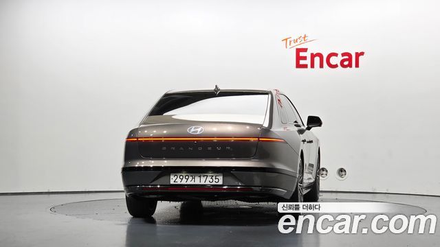Hyundai Grandeur 2023 — photo 4