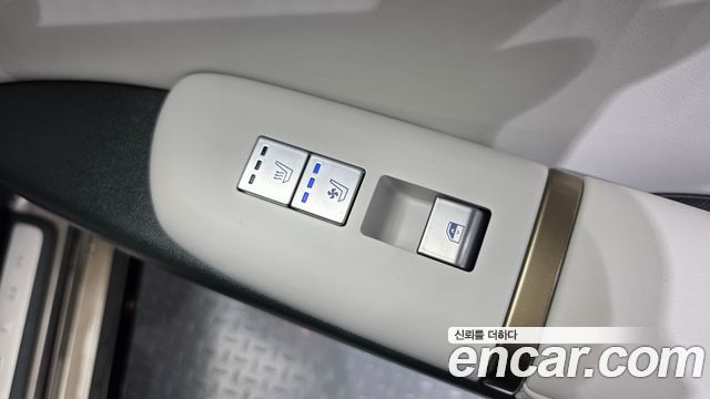 Hyundai Grandeur 2023 — photo 30