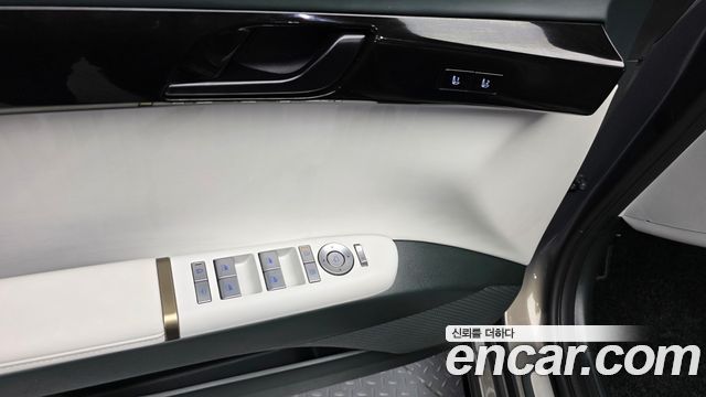 Hyundai Grandeur 2023 — photo 33