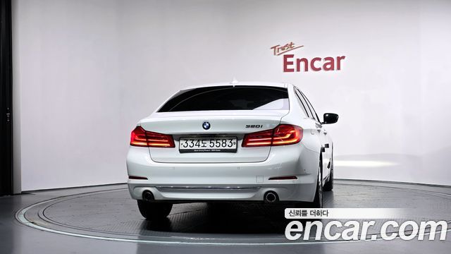BMW 5-Series 2020 — photo 4