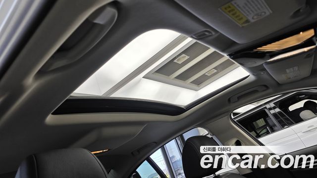 BMW 5-Series 2020 — photo 22