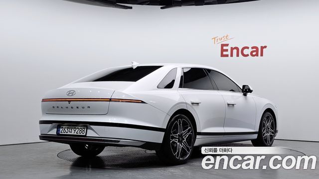 Hyundai Grandeur 2025 — photo 2