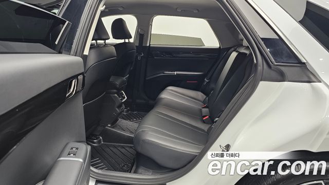 Hyundai Grandeur 2025 — photo 18