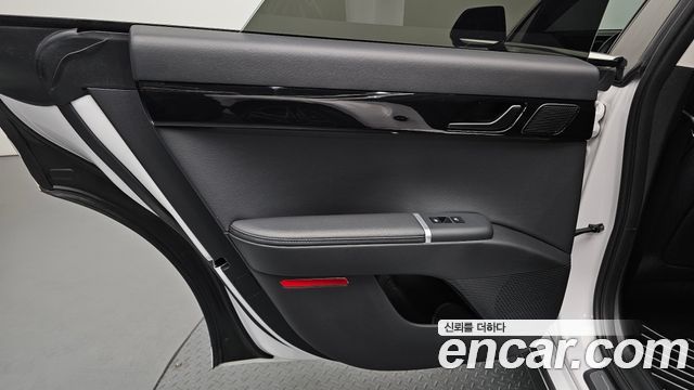 Hyundai Grandeur 2025 — photo 15