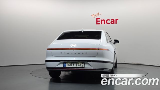Hyundai Grandeur 2023 — photo 4