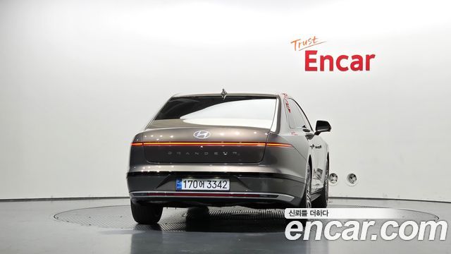 Hyundai Grandeur 2023 — photo 4