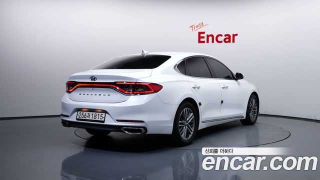 Hyundai Grandeur 2018 — photo 2