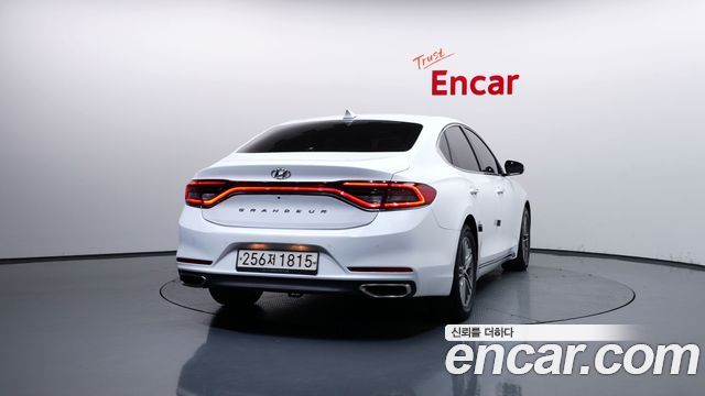 Hyundai Grandeur 2018 — photo 4