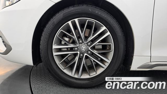Hyundai Grandeur 2018 — photo 5