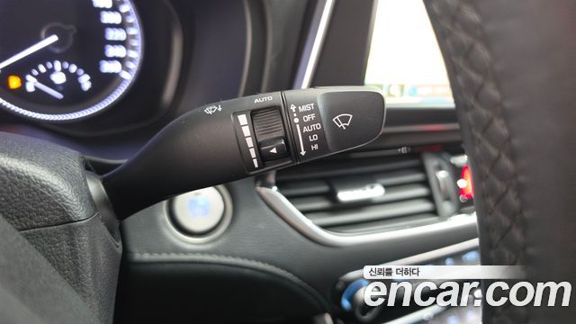 Hyundai Grandeur 2018 — photo 26
