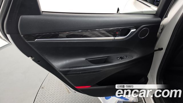 Hyundai Grandeur 2018 — photo 15
