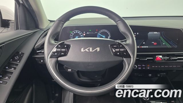 Kia Niro 2023 — photo 14