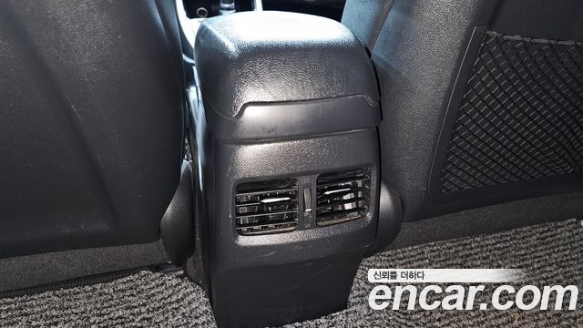 Hyundai AVANTE 2016 — photo 28