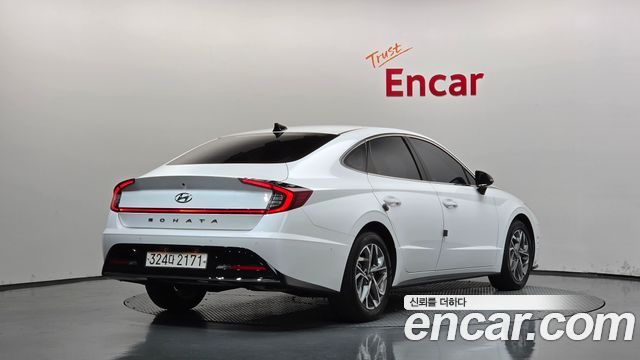 Hyundai Sonata 2022 — photo 2