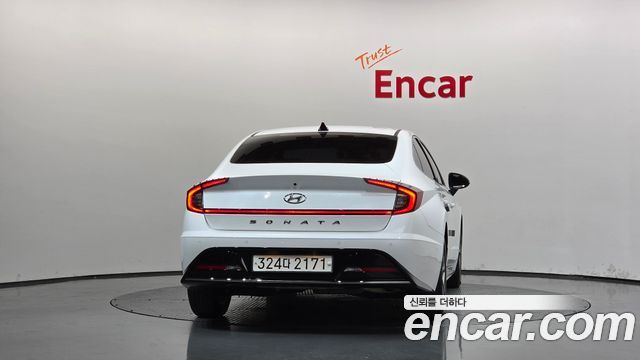 Hyundai Sonata 2022 — photo 4