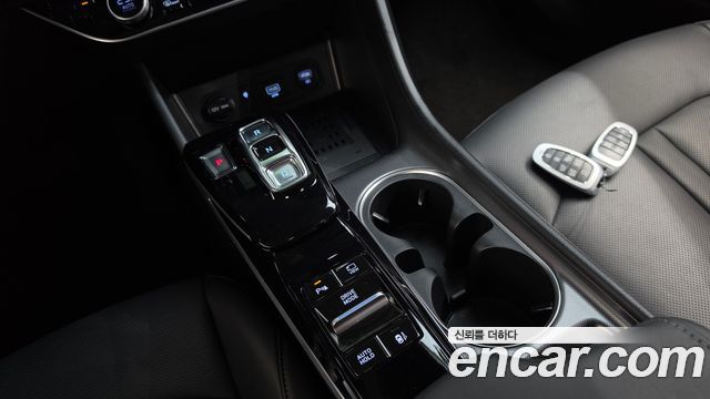 Hyundai Sonata 2022 — photo 12