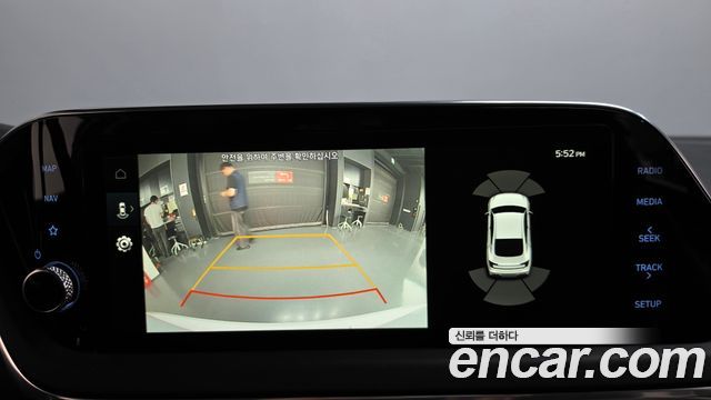 Hyundai Sonata 2022 — photo 18