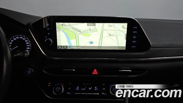 Hyundai Sonata 2022 — photo 19