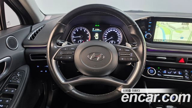 Hyundai Sonata 2022 — photo 20