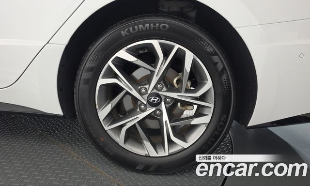 Hyundai Sonata 2022 — photo 7