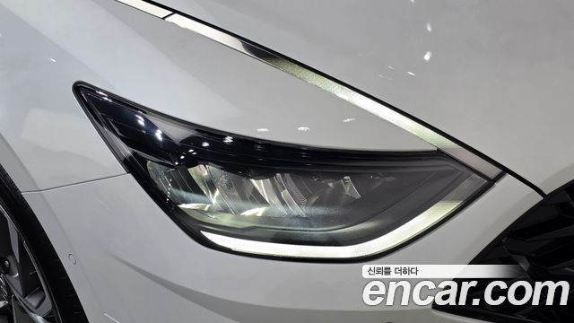 Hyundai Sonata 2022 — photo 8