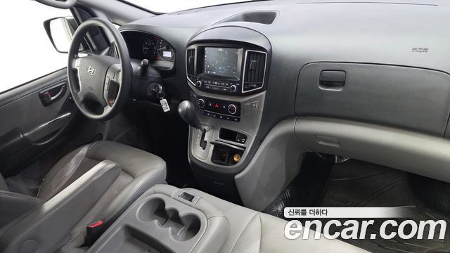 Hyundai Starex 2018 — photo 7