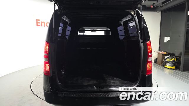 Hyundai Starex 2018 — photo 20