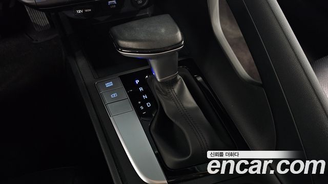 Hyundai AVANTE 2023 — photo 12