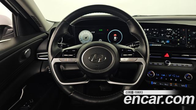 Hyundai AVANTE 2023 — photo 19