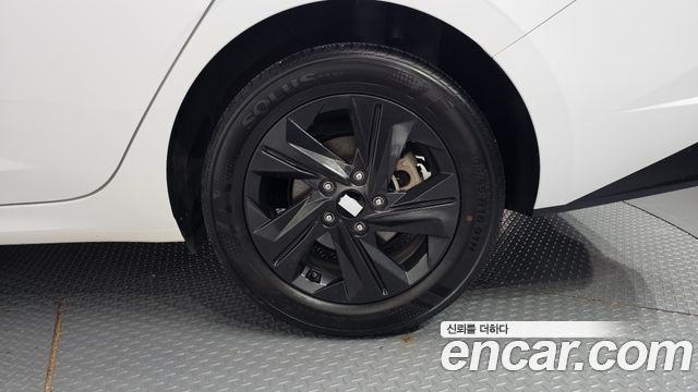 Hyundai AVANTE 2023 — photo 7