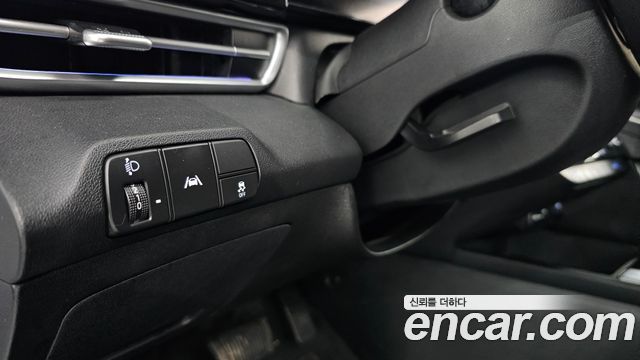 Hyundai AVANTE 2023 — photo 27