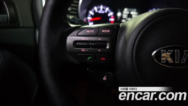 Kia K5 2014 — photo 31
