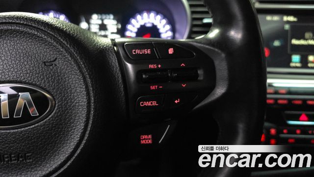 Kia K5 2014 — photo 32