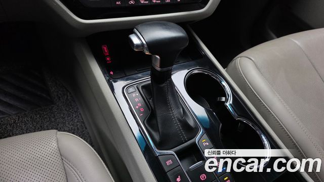 Kia Canival 2019 — photo 12