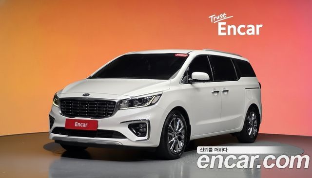 Kia Canival 2019 — photo 1