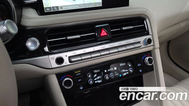 Genesis G70 2025 — photo 17