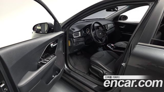 Kia Niro 2021 — photo 13