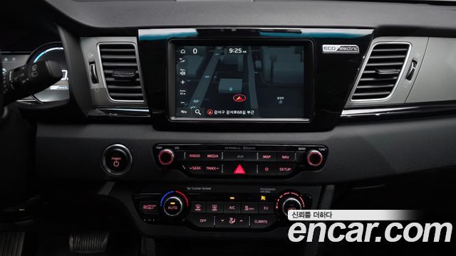 Kia Niro 2021 — photo 20