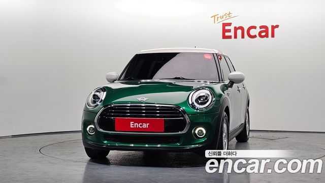 Mini Cooper 2020 — photo 3
