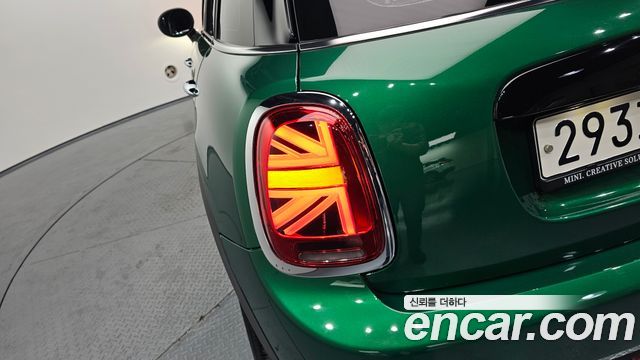 Mini Cooper 2020 — photo 9